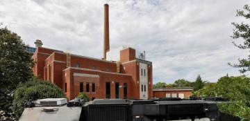 Norfolk Southern posts higher Q2 profit on stronger freight volumes