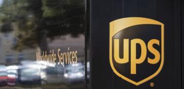 UPS shares drop after earnings miss expectations, no guidance update