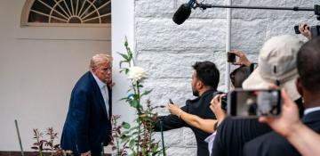 Trump signals Ukrainians who fled invasion may remain in US until war ends