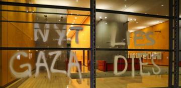 ‘NYT lies, Gaza dies’: Protesters target New York Times building over Gaza coverage -  VIDEO 