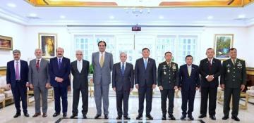 Pakistan, Indonesia discuss boosting defense cooperation 