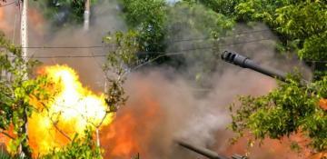 Thailand, Cambodia exchange heavy artillery fire as fighting rages for second day