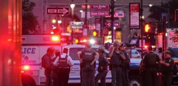 Gunman shoots at least 2 people in New York office building 