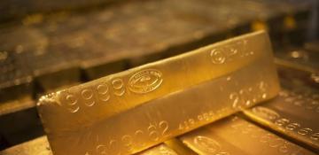 Gold prices steady ahead of Fed decision, Trump’s tariff deadline 