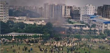  Bangladesh Air Force jet crashes into Dhaka school -  VIDEO 