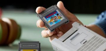 Lego unveils official Nintendo Game Boy replica