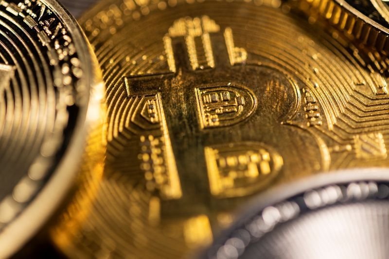 Bitcoin price today: reaches new record high over $122k ahead of ’crypto week’ 