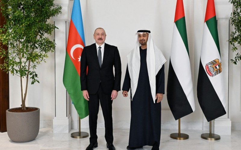   Azerbaijani President calls UAE leader  