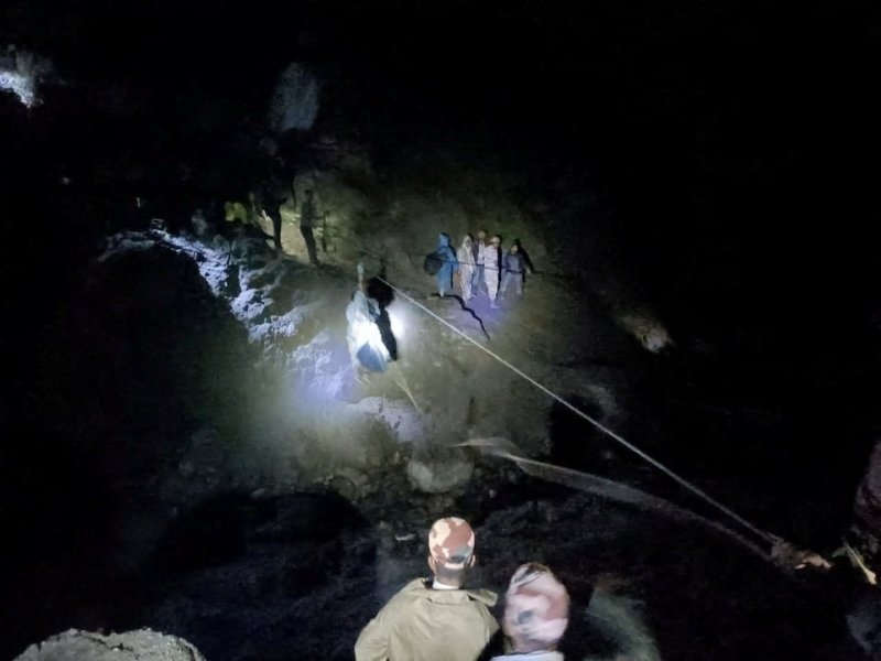 Heavy rains and landslides disrupt rescue efforts in Northern India