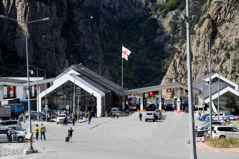 Ukrainians expelled from Russia launch hunger strike at Georgian border