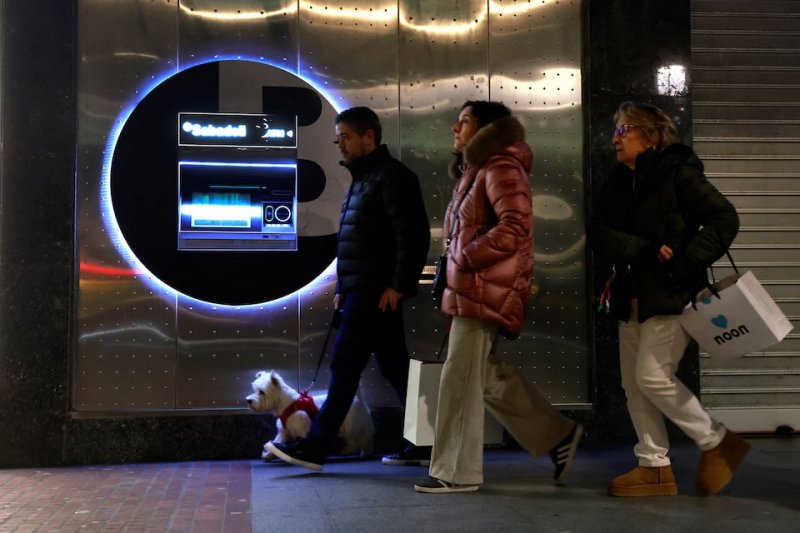 Sabadell shareholders approve TSB sale, pave way for $2.9B dividend