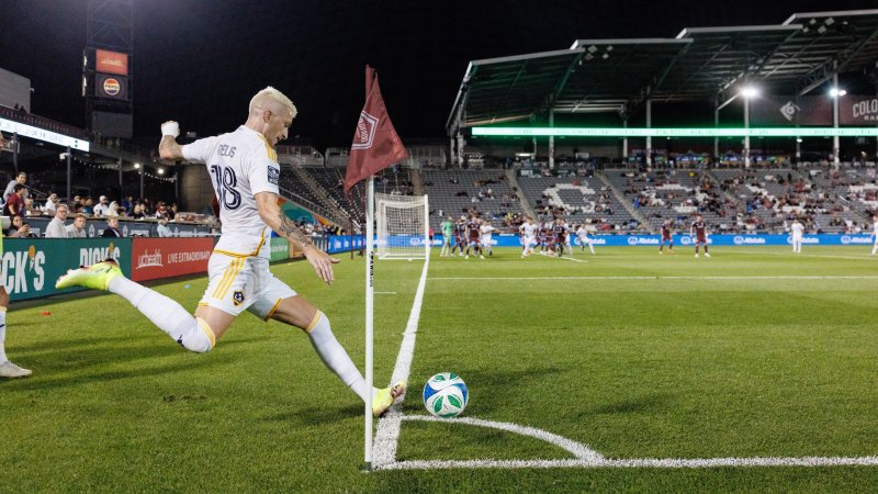 Galaxy dominate Santos Laguna to secure Leagues Cup quarterfinal spot