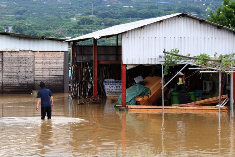 At least 3 dead as heavy rain hits southwestern Japan -  VIDEO 