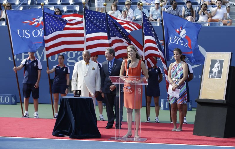 Monica Seles reveals myasthenia gravis diagnosis