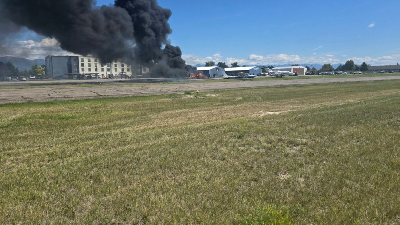 One killed in small plane crash near West Glacier