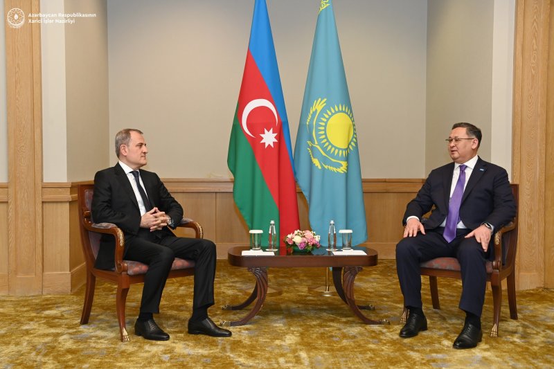 Azerbaijan, Kazakhstan praise existing partnership
