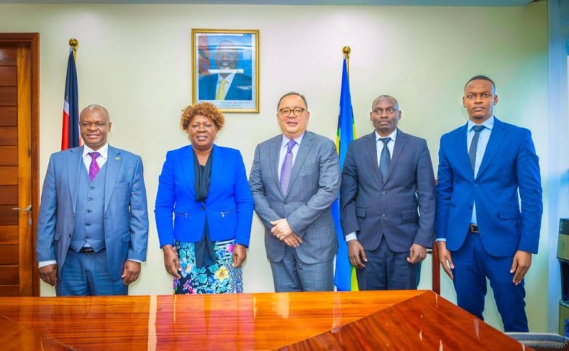 Azerbaijan and Kenya explore cooperation ahead of WUF13