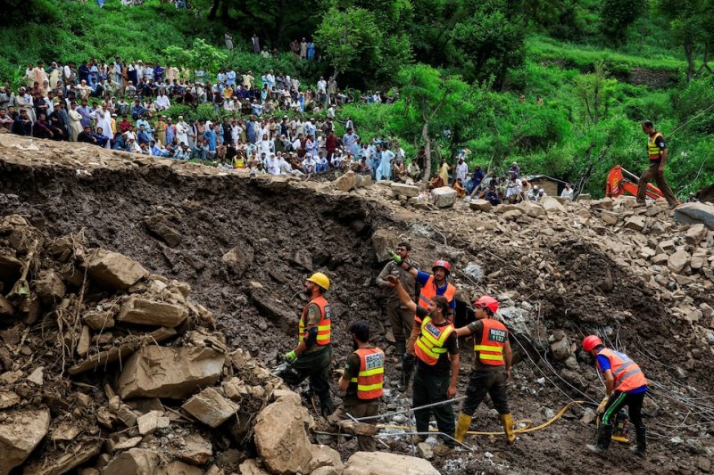At least 20 dead after cloudburst flooding in Pakistan mountain village 