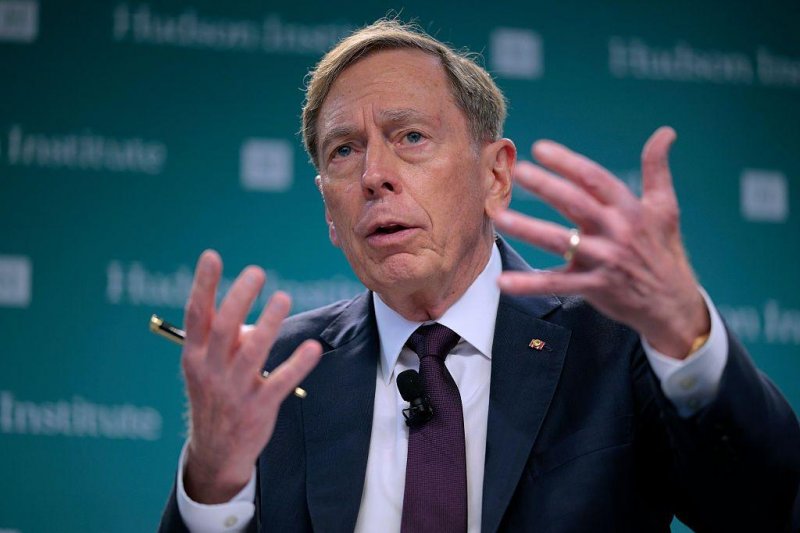 Petraeus: Putin remains the ‘obstacle to peace’ in Ukraine