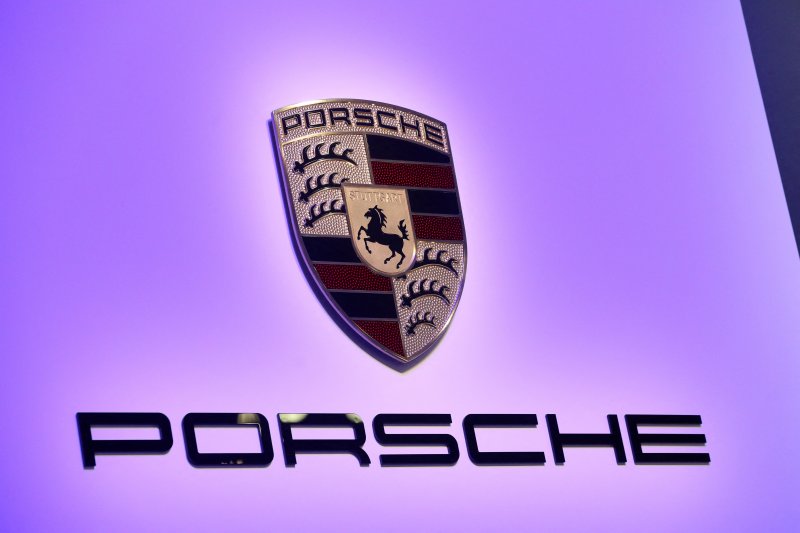 Porsche pauses battery production at Cellforce unit