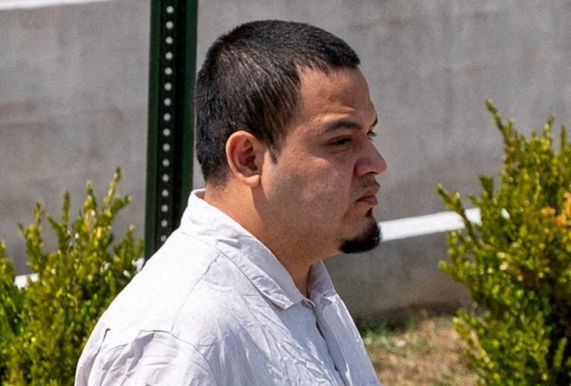 Wrongly deported migrant Abrego faces possible removal to Uganda or Costa Rica