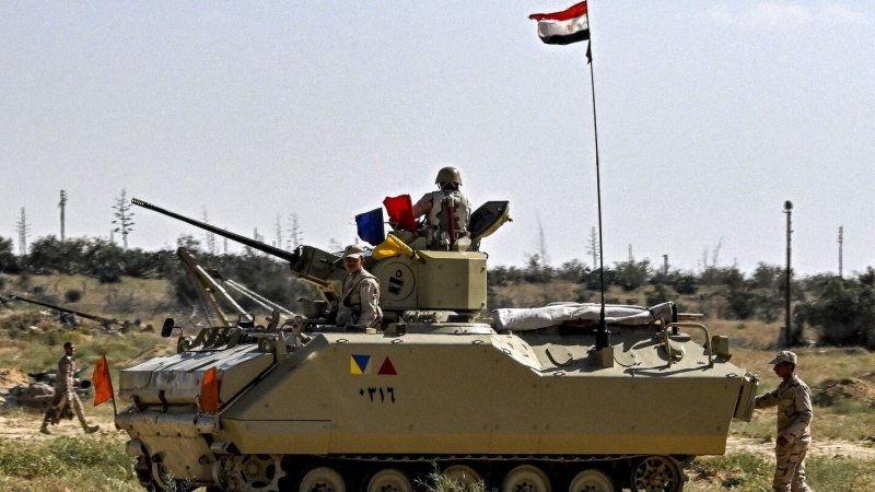 Egypt deploys more troops to border as Israeli offensive pushes Palestinians south