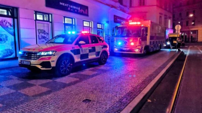 Gas leak near Prague prompts evacuation