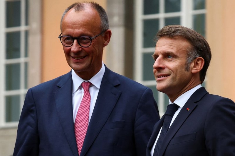 Merz: Decision on Franco-German fighter jet to come by year-end