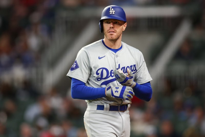 Freddie Freeman misses Dodgers game with neck nerve issue