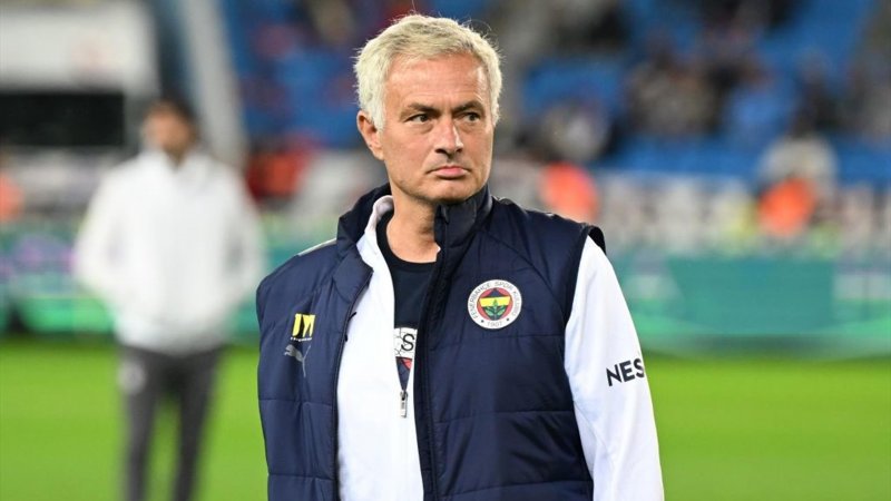 Fenerbahce sack head coach Jose Mourinho