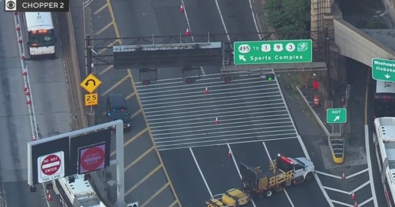 Major delays at Lincoln Tunnel as outbound lanes closed for investigation