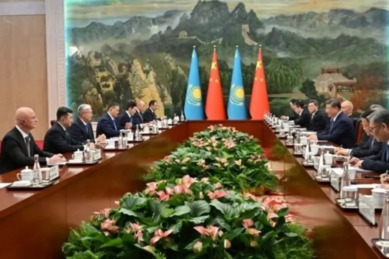 Kazakh, Chinese leaders hold talks in Tianjin
