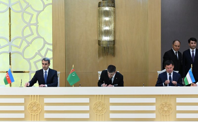 News about - Azerbaijan, Turkmenistan, Uzbekistan ink documents in Turkmenbashi