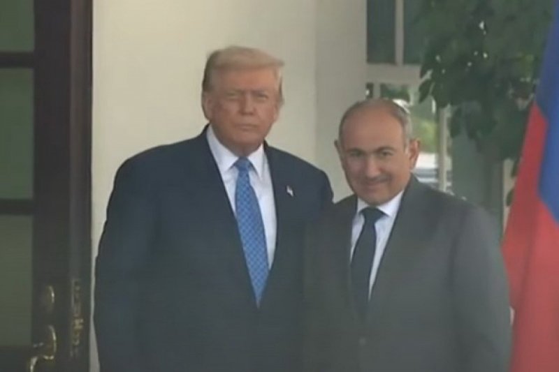 Pashinyan comes to the White House, meeting with Trump begins 