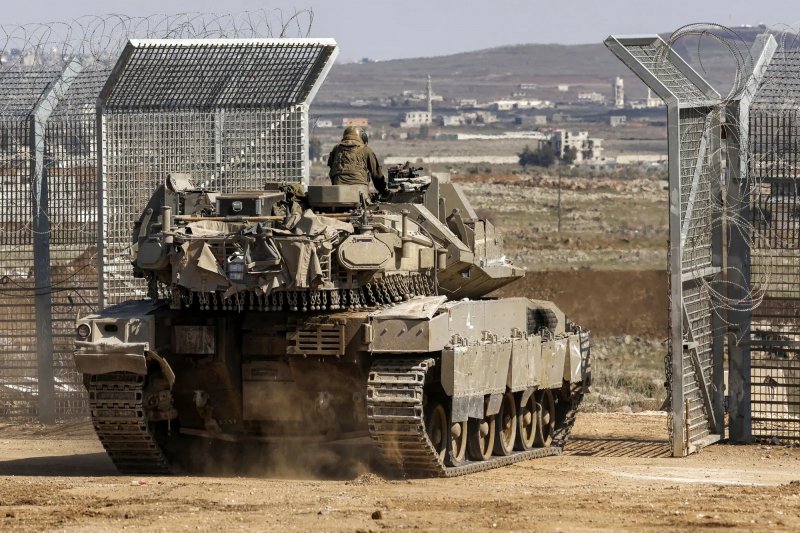 Israel intensifies military activity in southern Syria