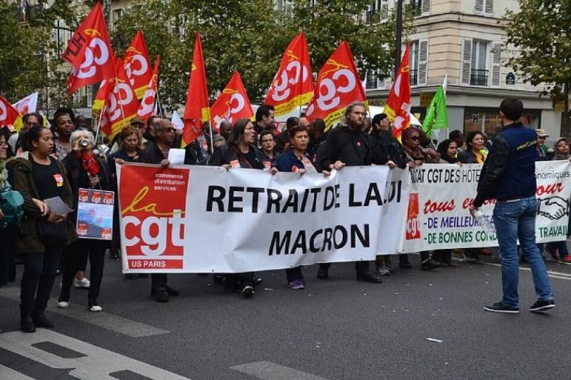 Strikes and protests set as French government faces new crisis