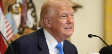 Trump urges Senate to delay recess until all 150+ nominees are confirmed