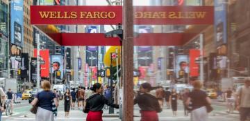 Wells Fargo to name CEO Charlie Scharf as chairman, grant $30 million equity award