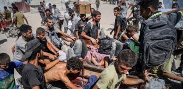 Israeli forces kill 106 Palestinians in a single day of Gaza attacks