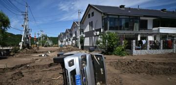 Beijing evacuates 70,000 residents, expands storm alert amid deadly floods