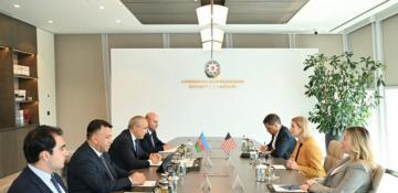 Azerbaijan, US discuss prospects for expanding economic ties