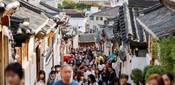 S. Korea to grant visa-free entry to Chinese tourists starting late September