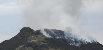 Fire breaks out on Edinburgh landmark Arthur’s Seat
