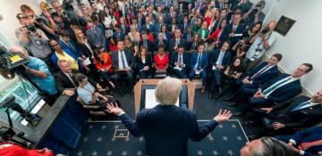 Trump orders National Guard to DC, declares 'crime emergency' 