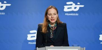 Poland halts COVID payouts after swingers' club and yacht controversy