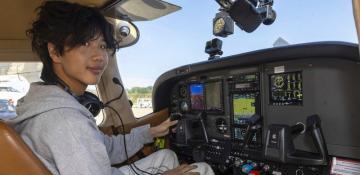 US teen pilot stranded in Chilean Antarctica after charges dropped