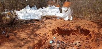 Tanzanian mine collapse traps 25 people