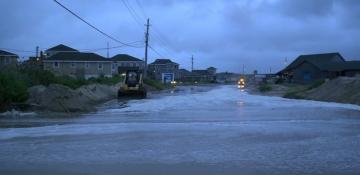 Hurricane Erin triggers coastal flooding in North Carolina, Virginia
