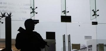 Boxing star Julio Cesar Chavez Jr. released in Mexico pending trial