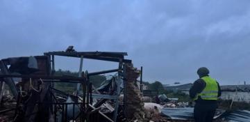 Russian strikes kill 2, injure 33 in Ukraine over past day